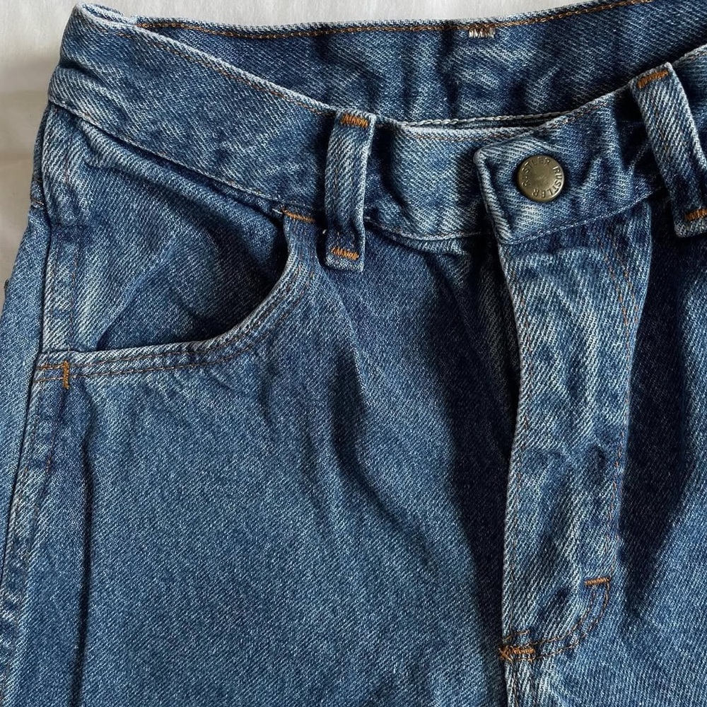 Rustler Classic Indigo Jeans - Picture 5 of 7